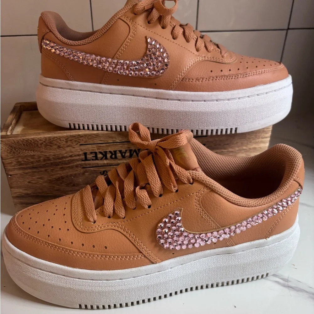 ❌SOLD❌ Size 8 nike court vision lows - Picture 7 of 7